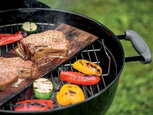 5 Ways How to control temperature on a Charcoal grill in ...