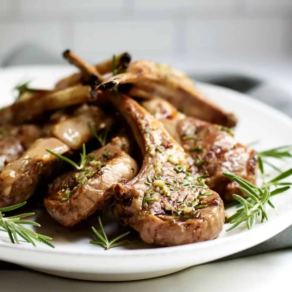 Are Lamb Chops Easy to Grill? Heres What You Should Know ...