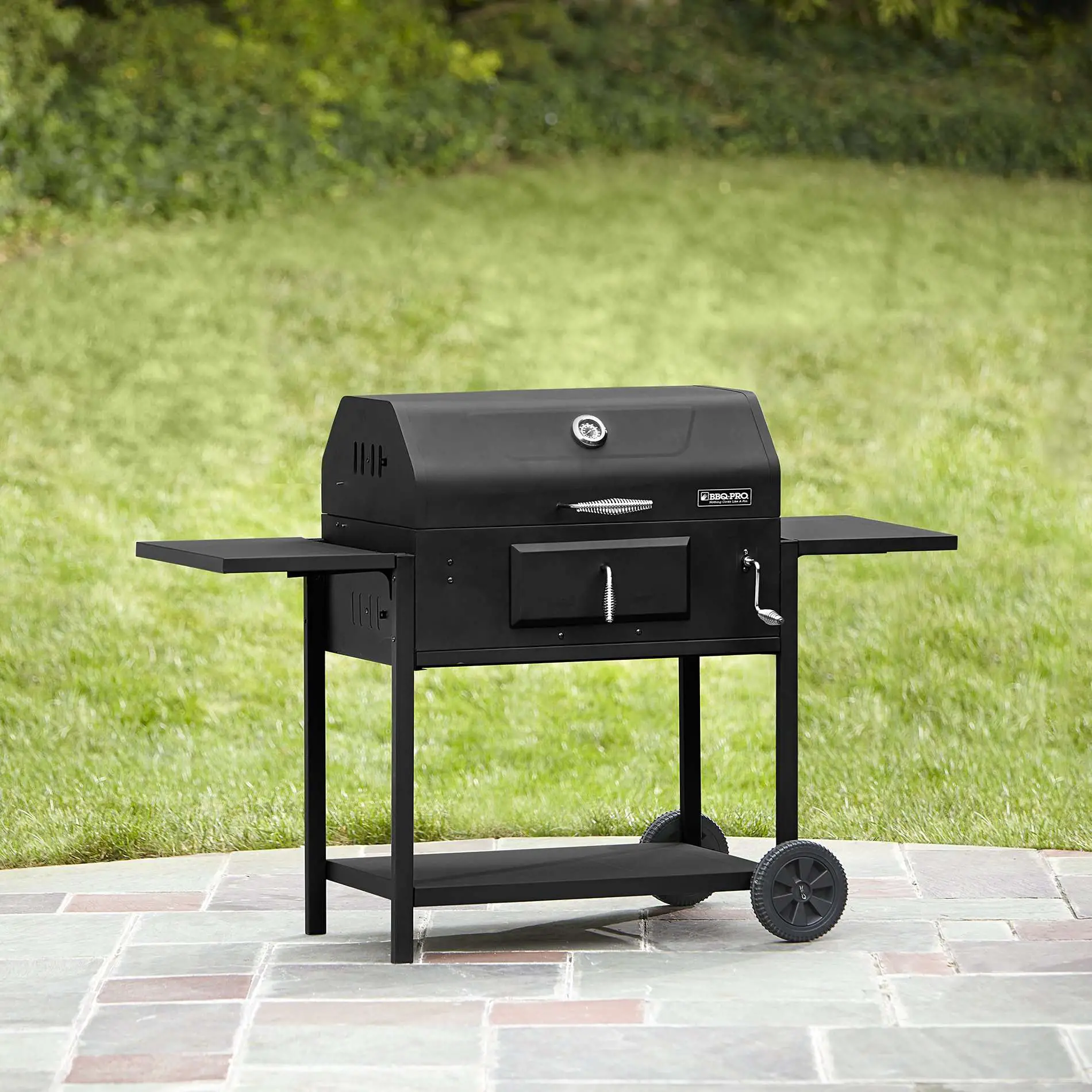 BBQ Pro Deluxe Charcoal Grill