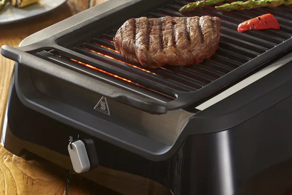 Best Smokeless Grill in 2020 [Buying Guide + Top 5]