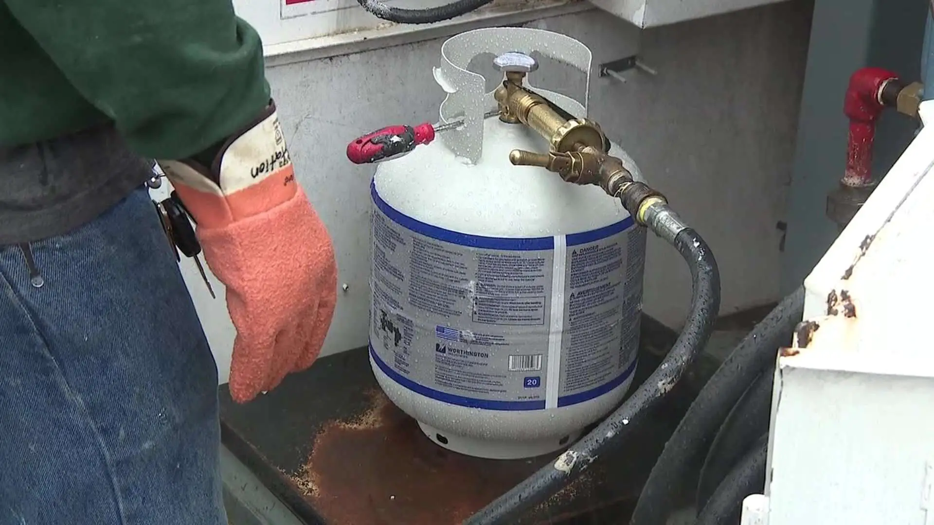 Business offering free propane tank refills