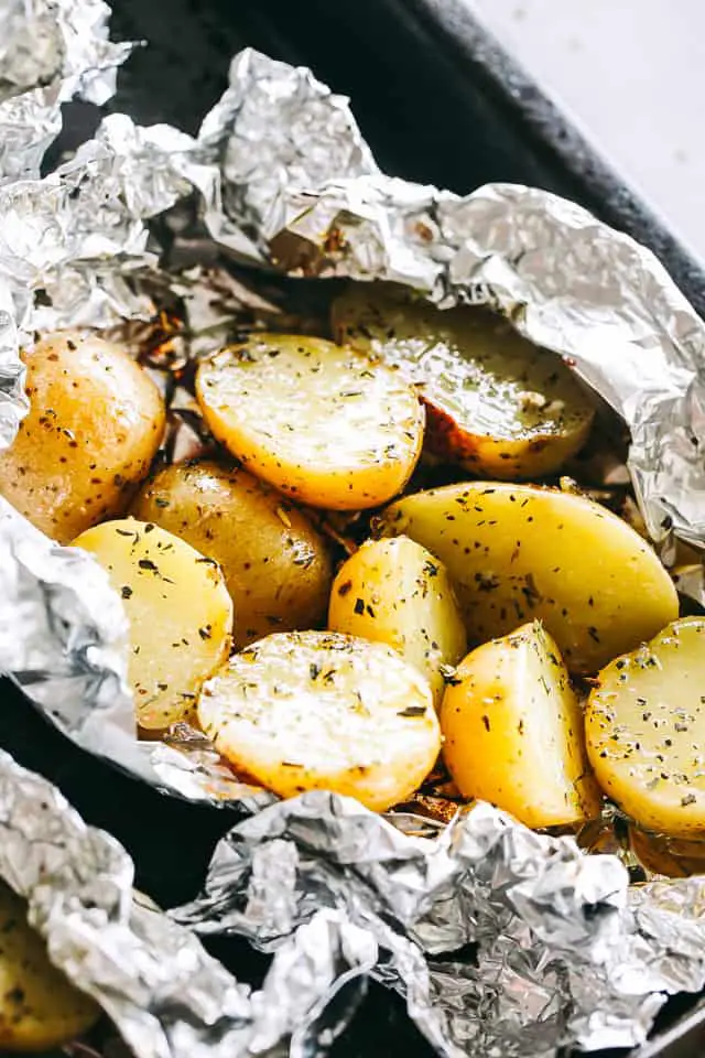 Garlic Herb Grilled Potatoes in Foil