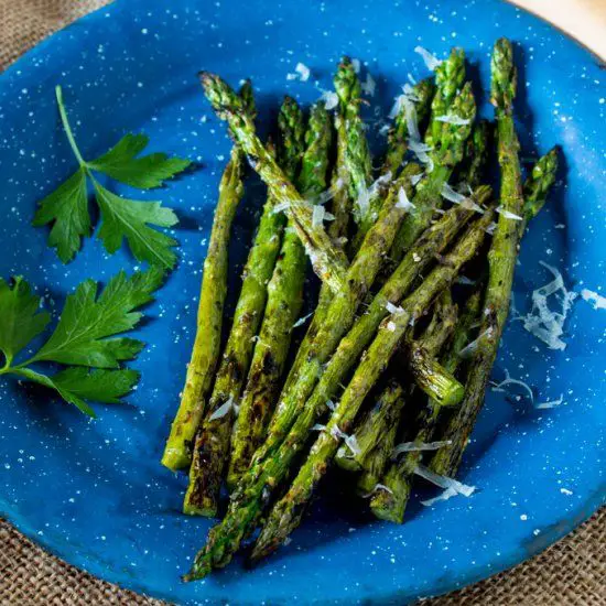 Grilled Asparagus is one of the easiest side dishes that you can make ...