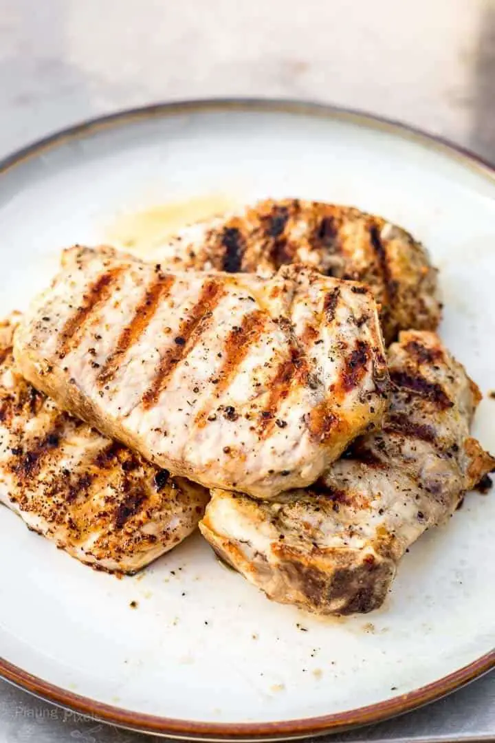 Grilled Pork Chops #grilledporkchops Learn how to make ...