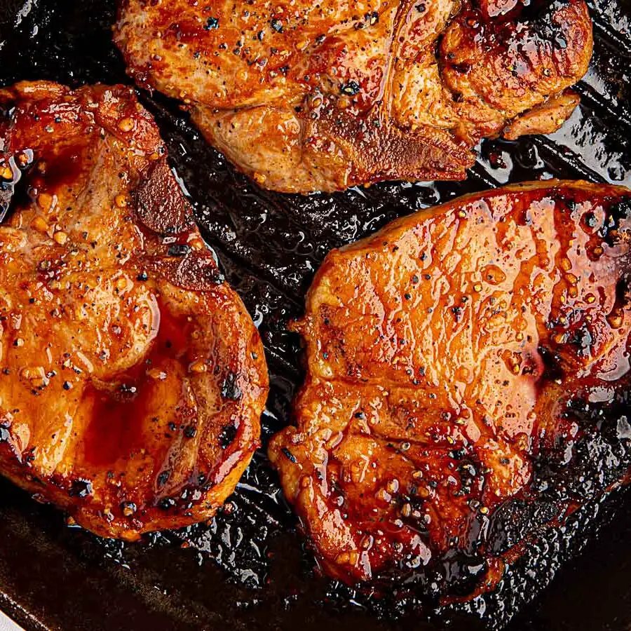 Grilled Pork Chops Recipe (w/Quick Easy Marinade)