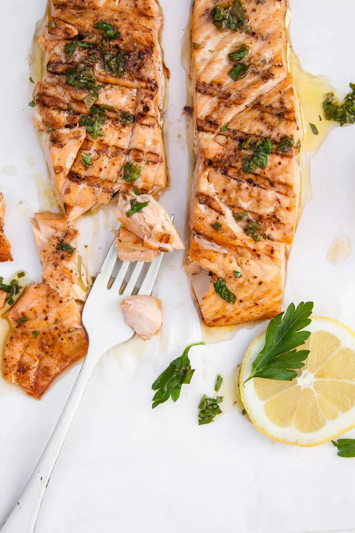 Grilled Salmon with Fresh Herb Dressing
