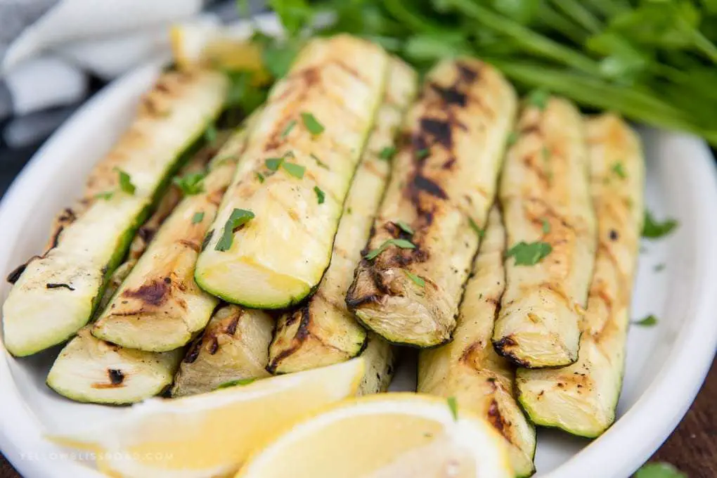 Grilled Zucchini Recipe with Lemon and Olive Oil ...