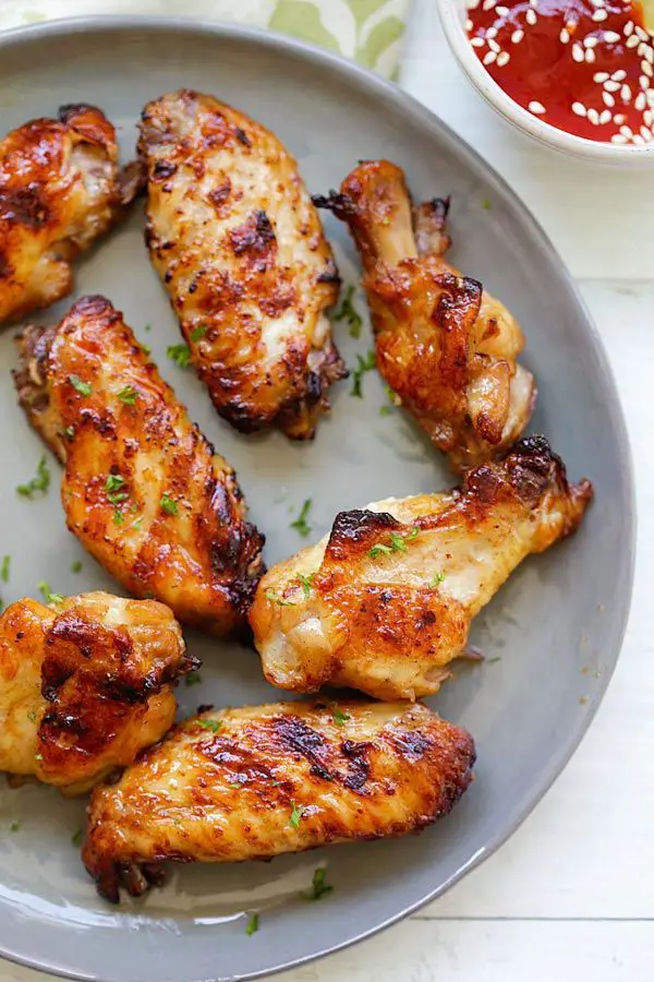 How Long Does It Take to Cook Chicken Wings? (And Step by Step Guide)