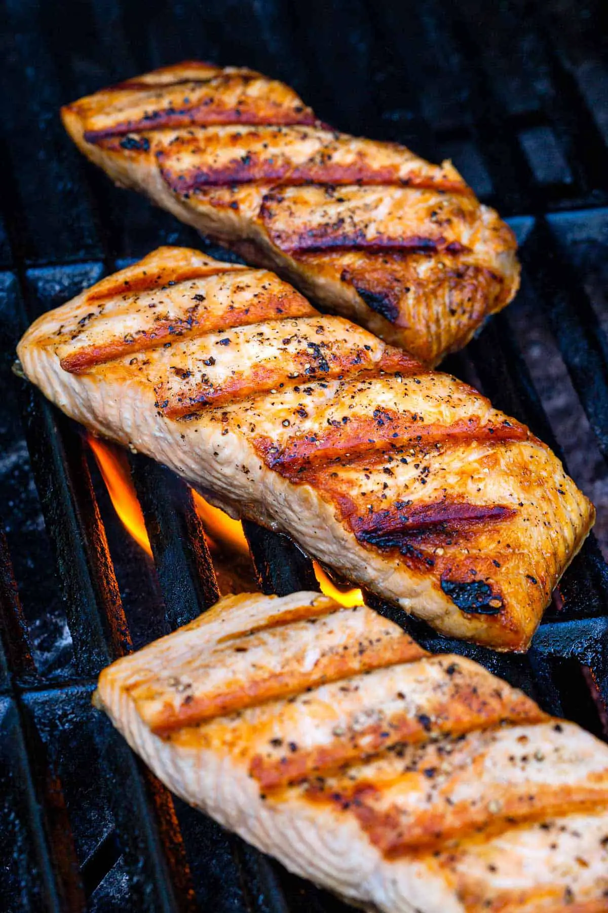 How Long to Cook Salmon on Gas Grill