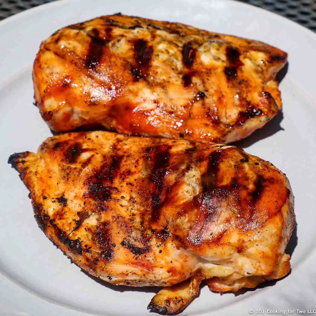 How to BBQ Skinless Boneless Chicken Breast on a Gas Grill  101 ...