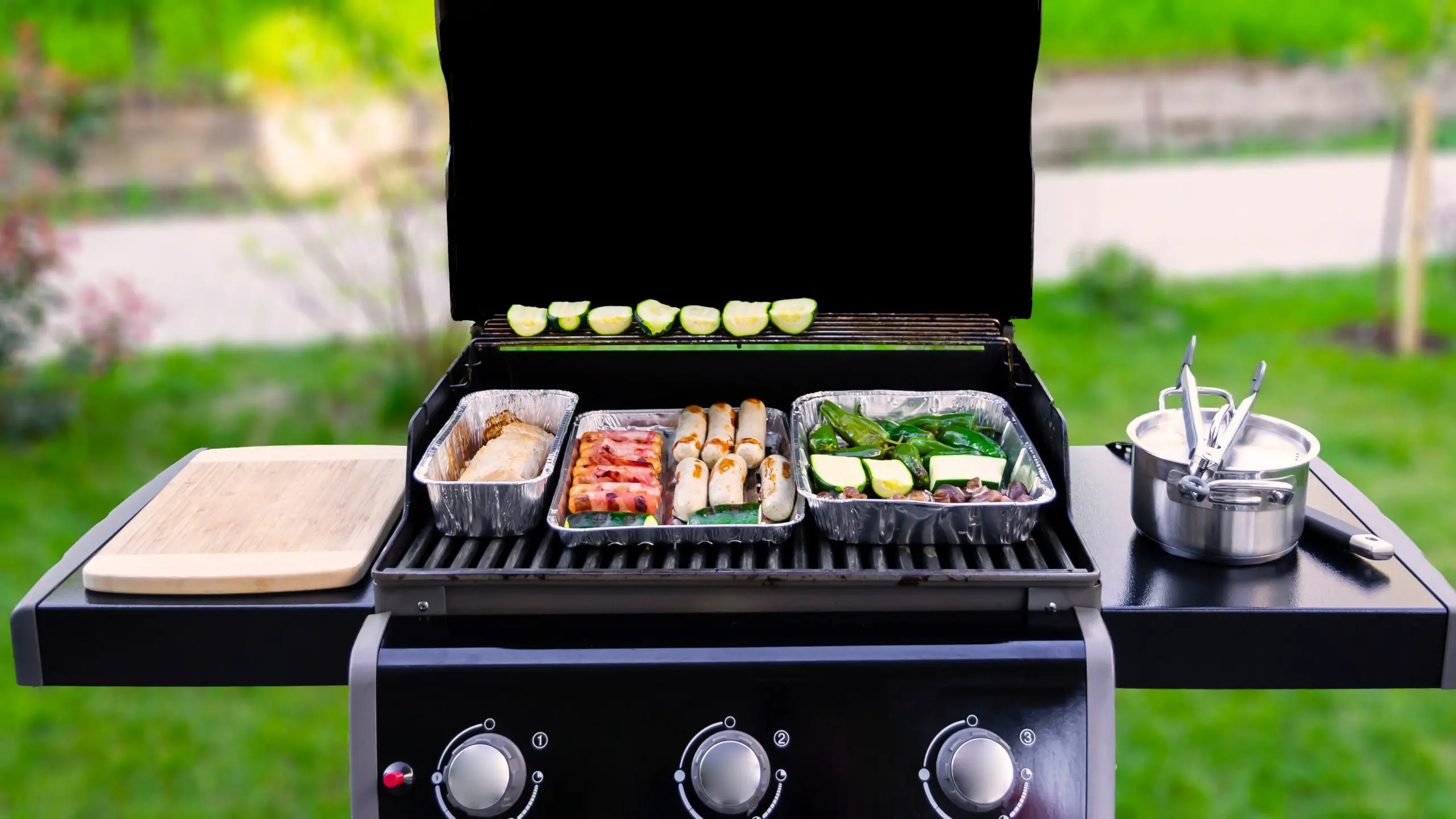 How to Clean and Maintain Your Gas Grill