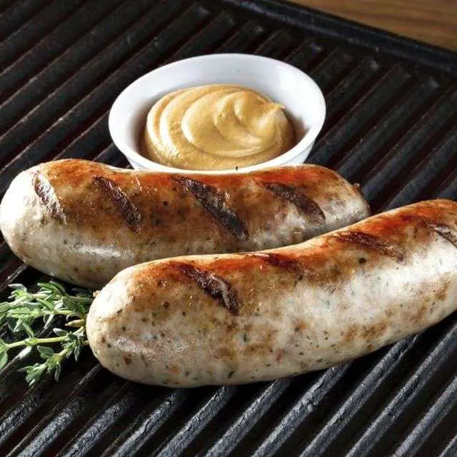 How to Cook Bratwurst on a Gas Grill
