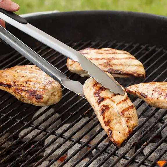 How to Grill Chicken Breast (and Keep it Juicy!)