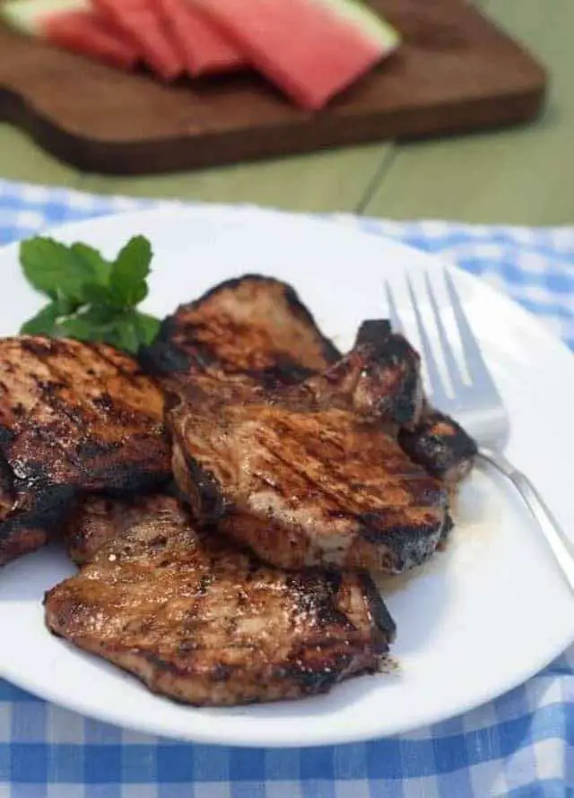 how to grill pork chops