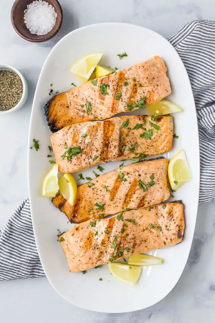 How to Grill Salmon without Sticking to the Grill ...