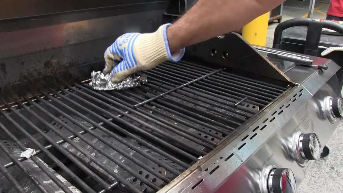 How to Keep Your Grill Clean