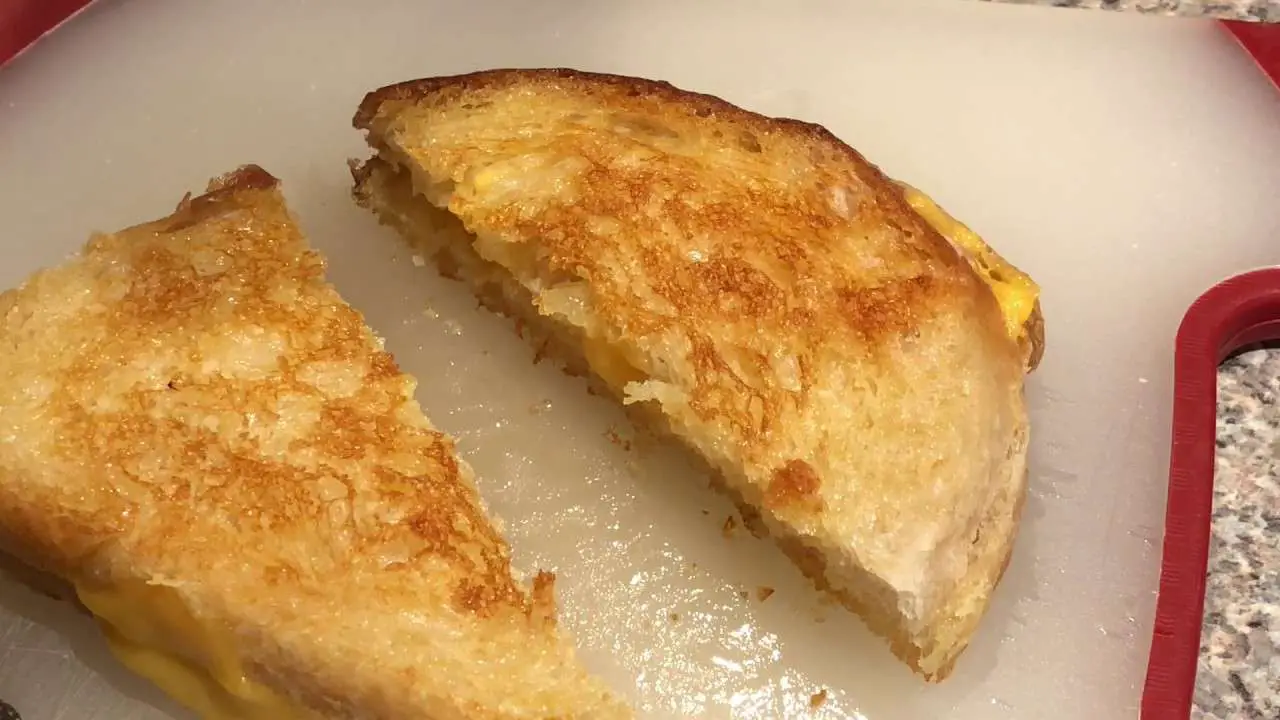 How to make an Amazing Grilled Cheese