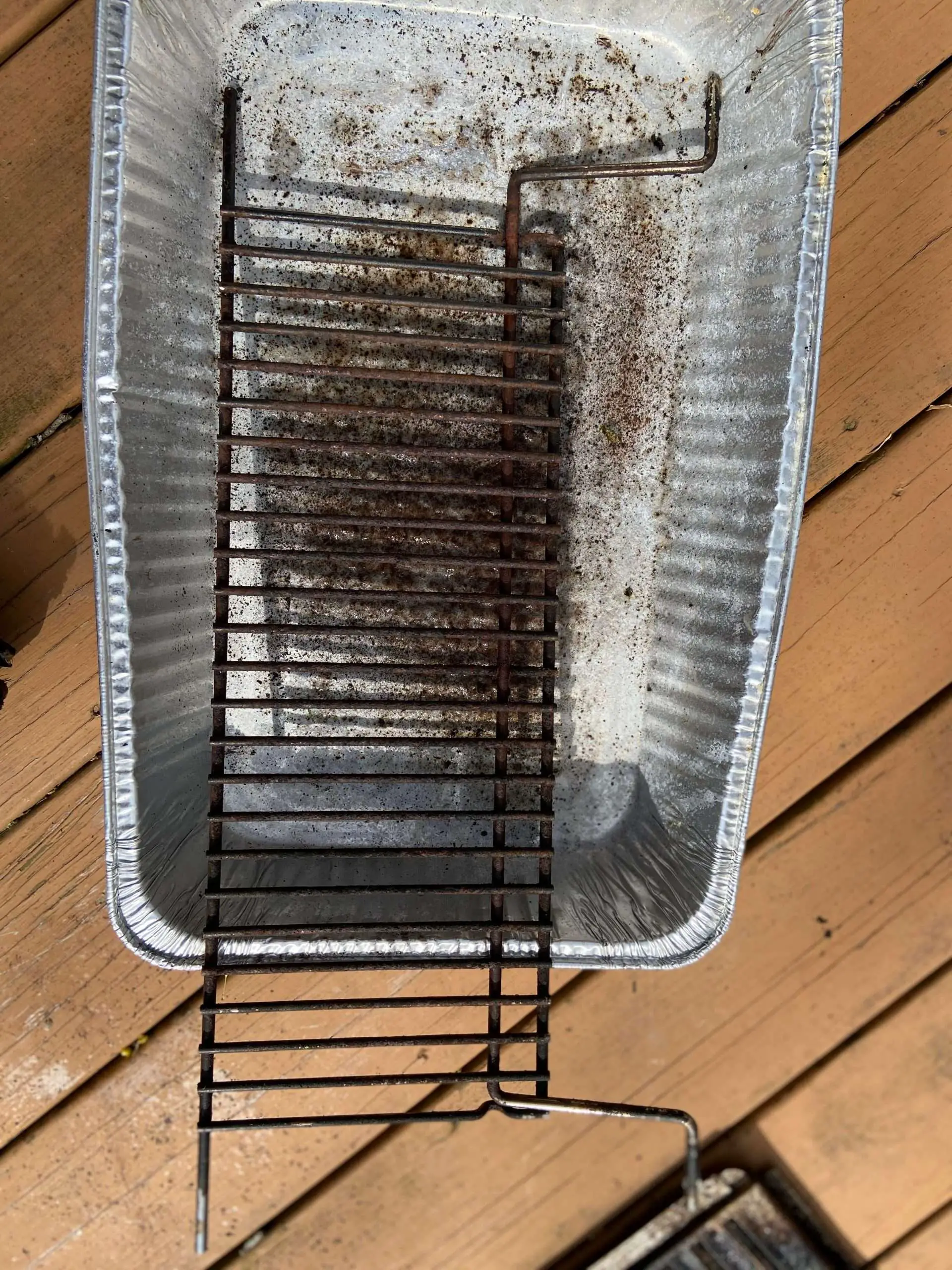 How to Safely Clean Rusty BBQ Grill Plates