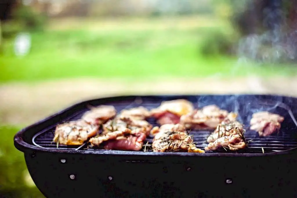 How to Use Wood Pellets in Charcoal Grill