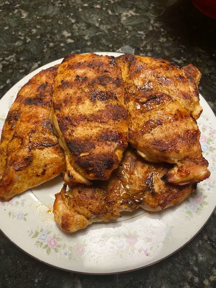JUICY GRILLED CHICKEN RECIPE WITH HOMEMADE SPICE RUB