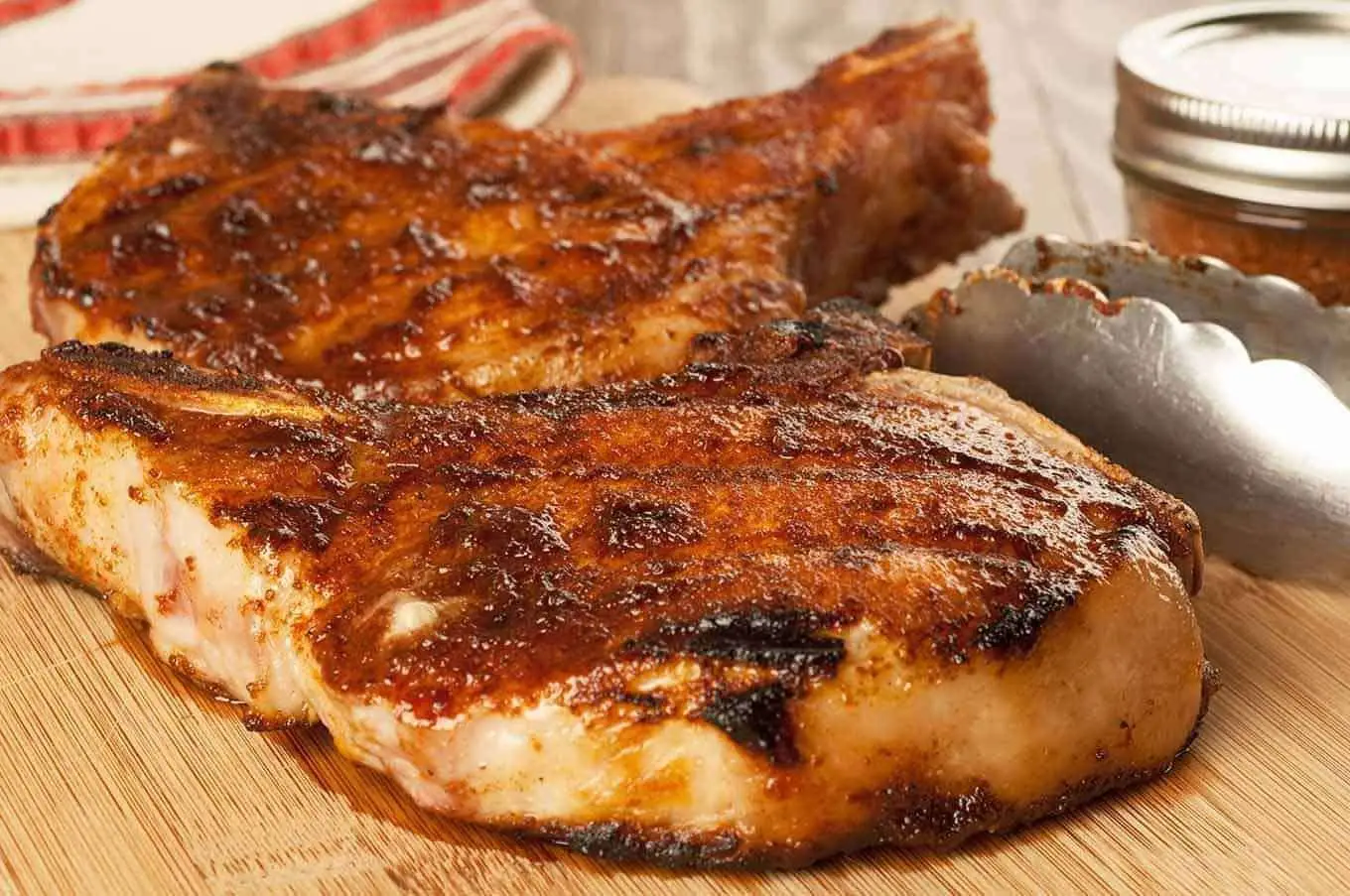 Juicy Grilled Pork Chops #grilledporkchops Deliciously ...