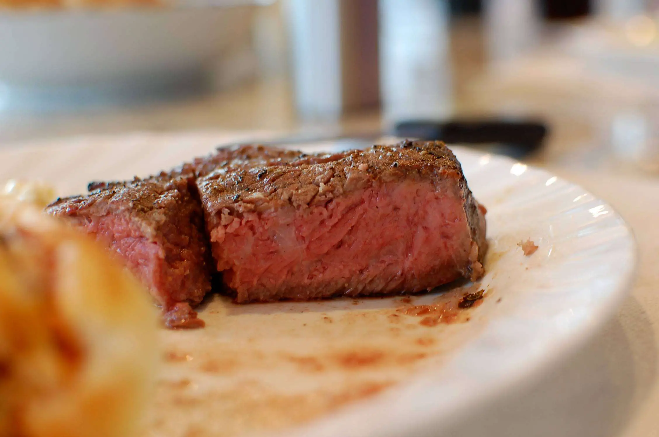 Perfect Medium Rare Beef Ribeye Steak using a Big Green ...