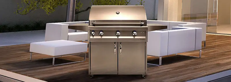 Should the Grill Lid Be Open or Closed?