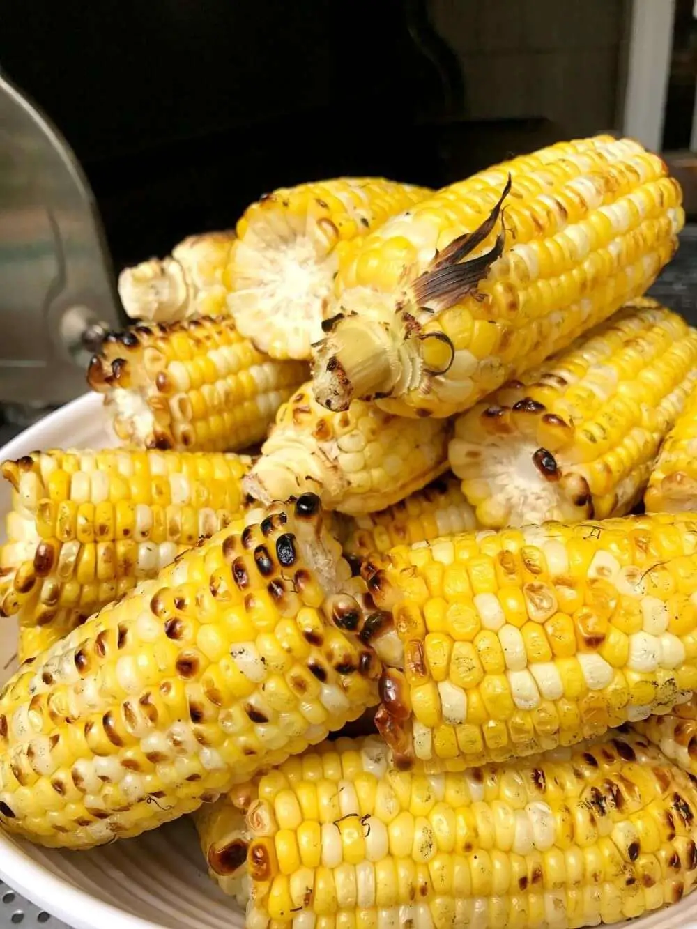 The BEST grilled corn on the cob recipe! No tin foil, no husk! Just ...