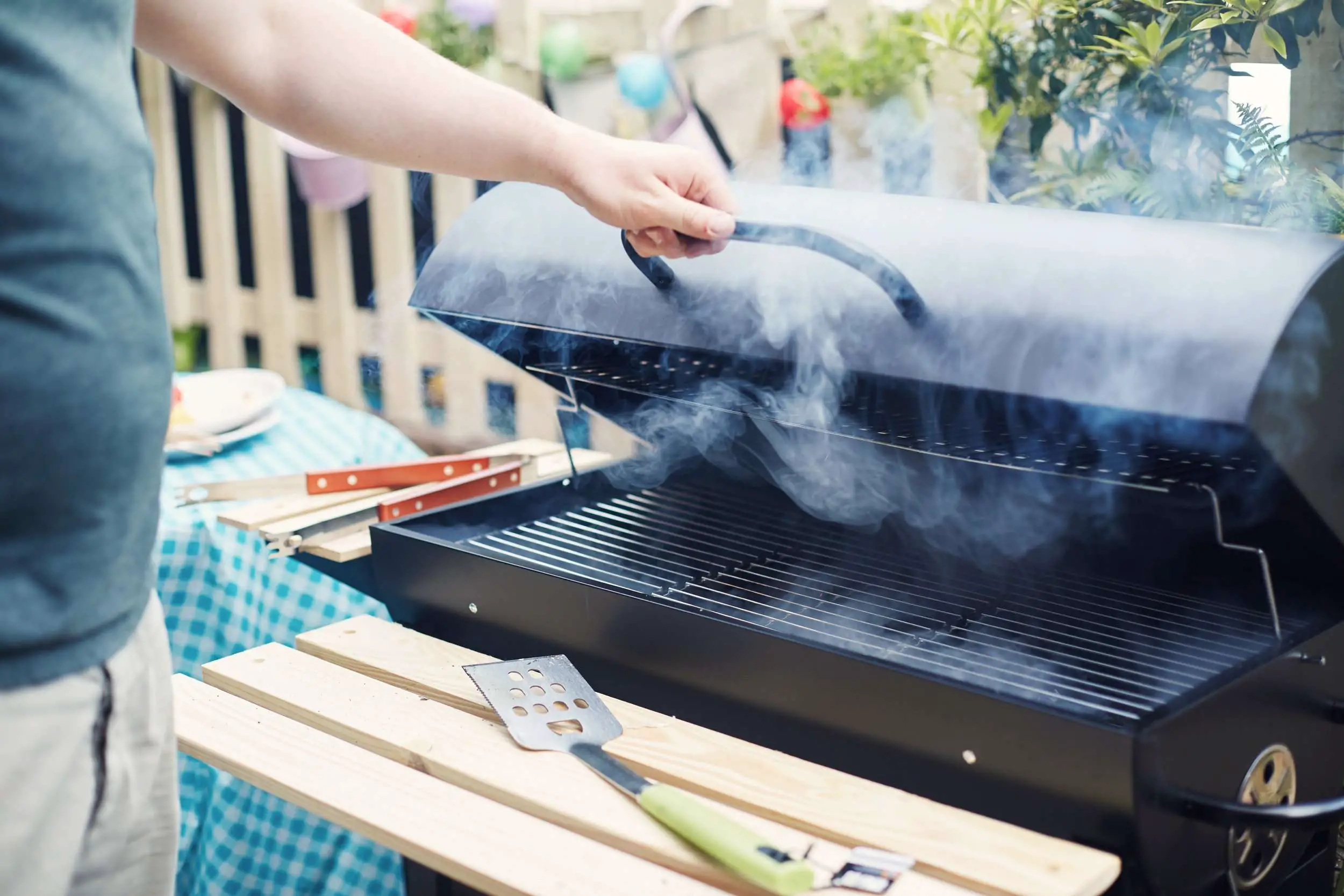 The Secret To Cleaning A BBQ Quickly And Efficiently ...