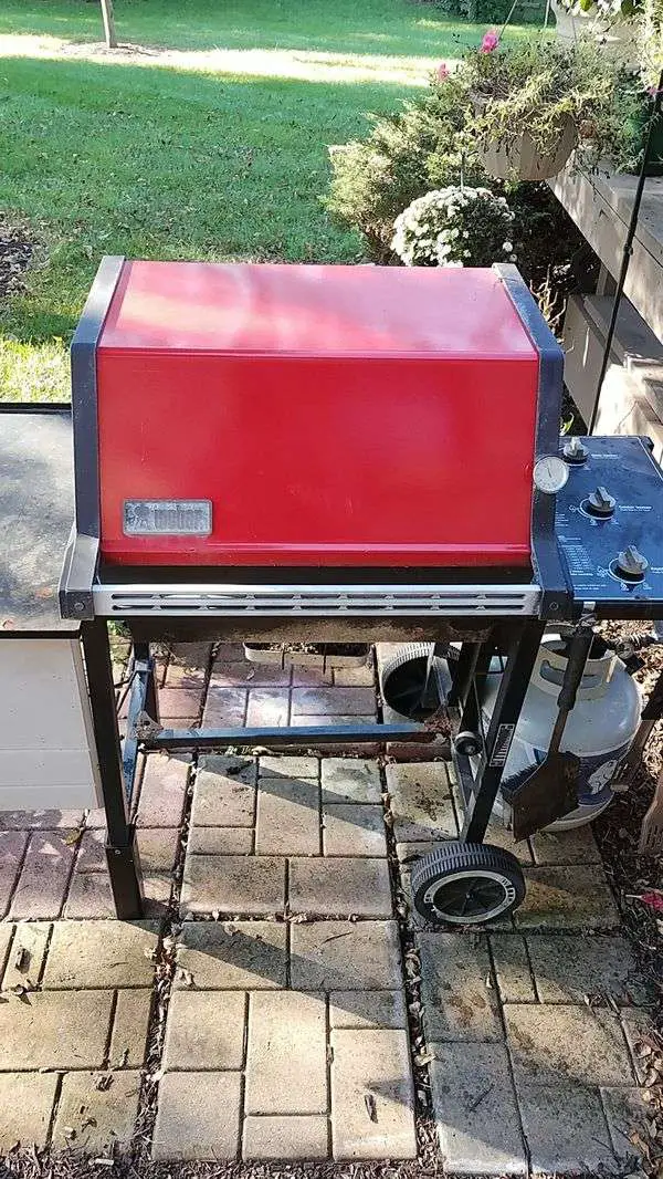 Weber 3 burner propane grill for Sale in OH, US